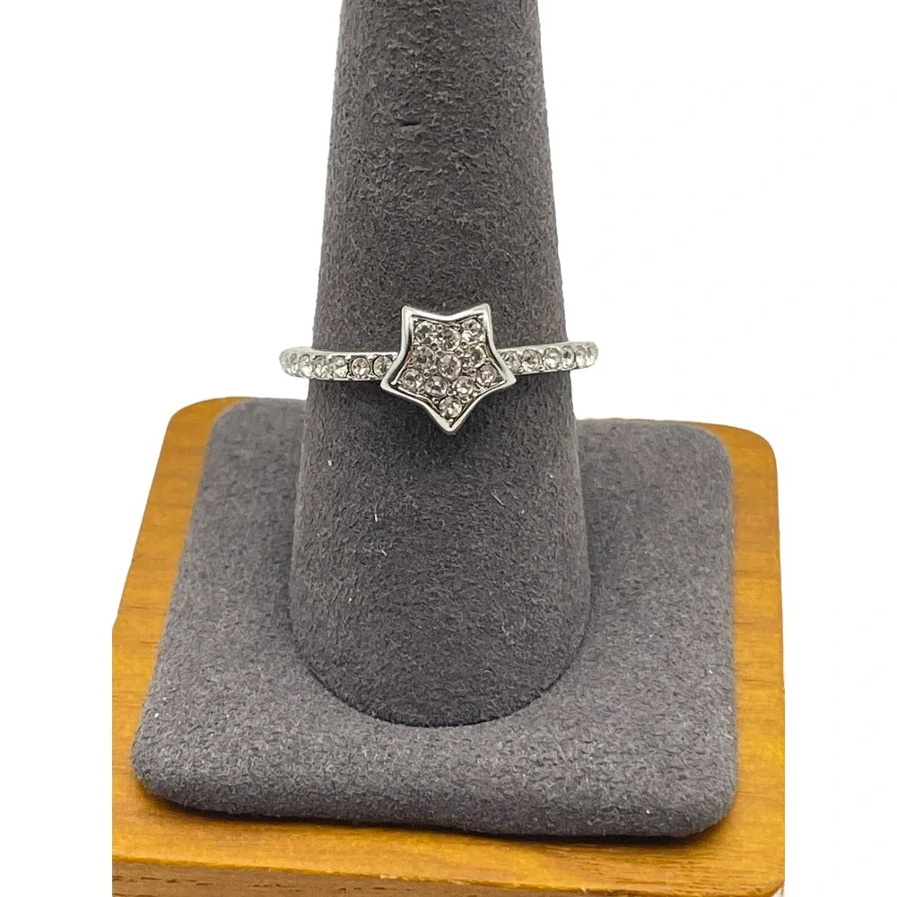 Star Ring Marked B China Silver‎ Tone Size 9 Icy Clear Rhinestones Astrology